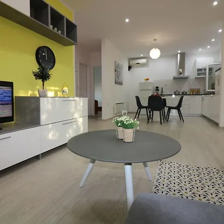 Melisa 7 * Пореч