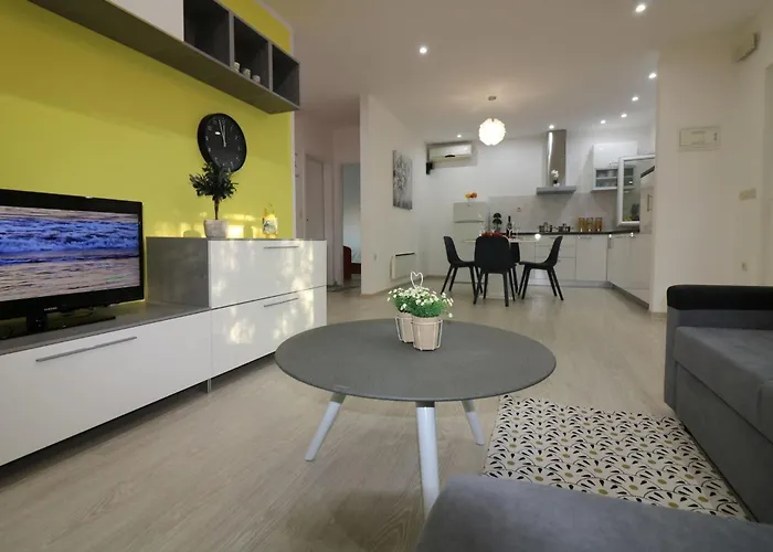 Melisa 7 * Пореч