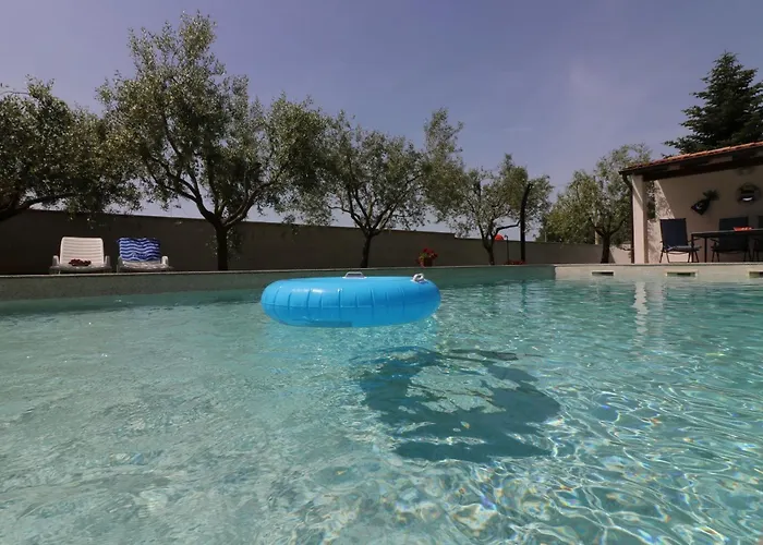 Melisa 7 Дом отдыха Пореч